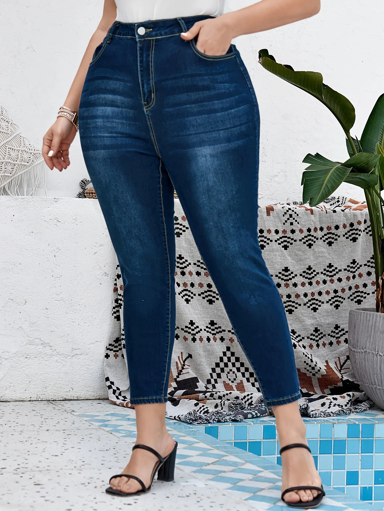 Liora™ CurveLift High-Waist Skinny Jeans